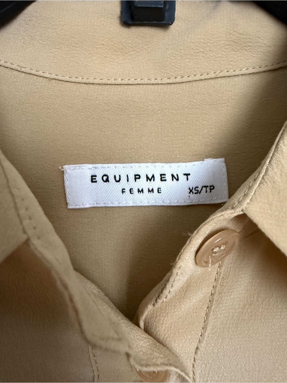 Equipment Tan Silk Half Button Popover Blouse XS Quiet Luxury Capsule Minimalist - Picture 4 of 5